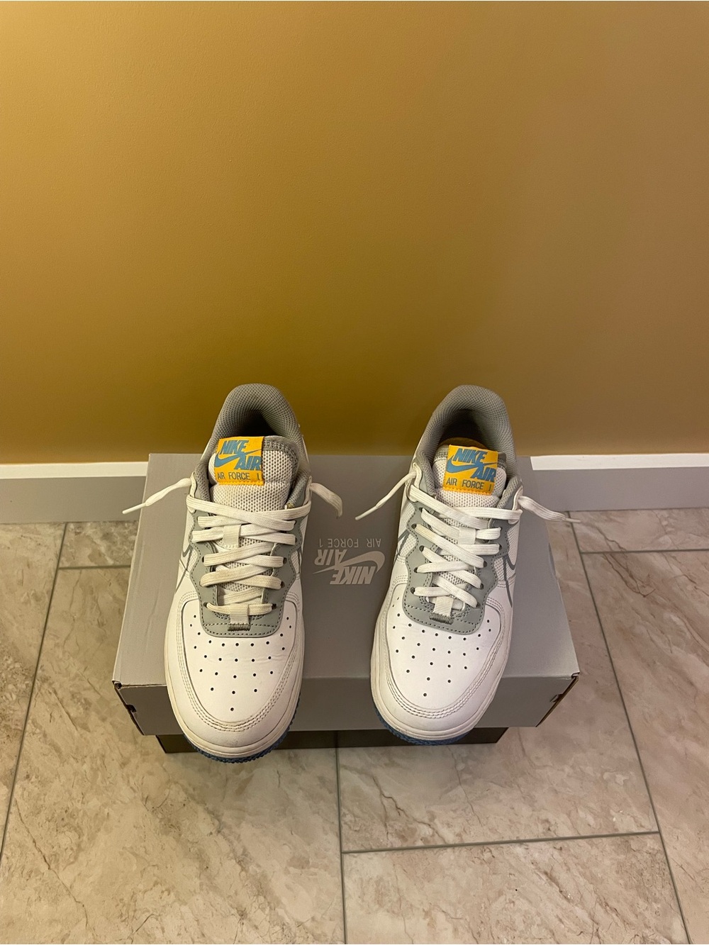 Nike Air Force 1 Low White,Yellow,Gray (6 Youth. Fits approximately Woman 7.5) - Picture 2 of 4